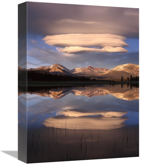 Global Gallery  12 x 16 in. Lenticular Clouds Over Mt Dana, Mt Gib