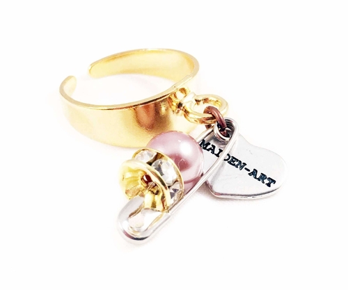 Gold ring with safety pin, crystal and pearl. Perfect for parties,