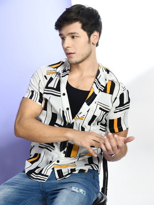 Geo Abstract Printed Half Sleeves Casual Shirt (Size-L) (Color-WHITE)