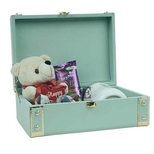 India Tradition Classic Rectangular Decorative Trunk Box (10x7x3.5 in)