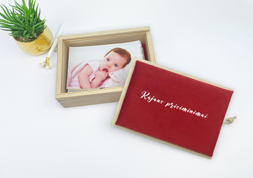 Personalised velvet photo box