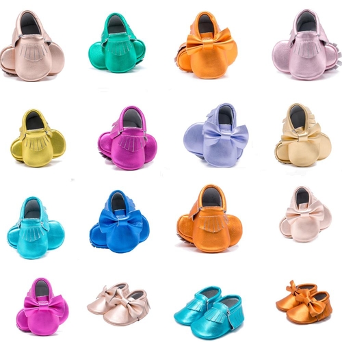 2019 New shine gold Genuine Leather Baby moccasins