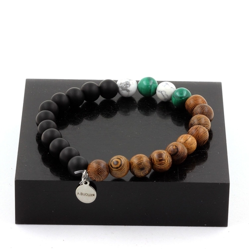 Malachite + Howlite + Matte Black Onyx + Wood Bracelet 8 mm Beads.