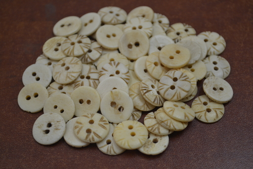 100 Pcs Strip Buffalo Bone Sewing Buttons 5/8"