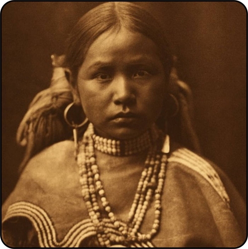 3 Inch Cloth Patch Naive Indian Young Girl Maiden