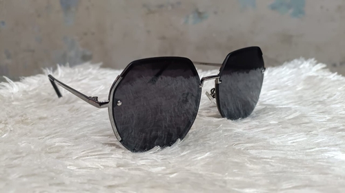 Uv Protection Ultra Lightweight Rectangular Polarized Sunglasses-Black