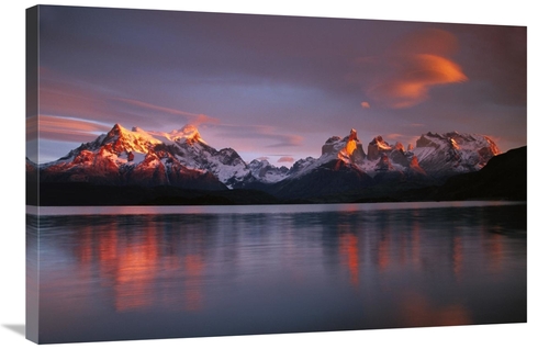 Global Gallery GCS-453417-2436-142 24 x 36 in. Cuernos Del Paine At Da