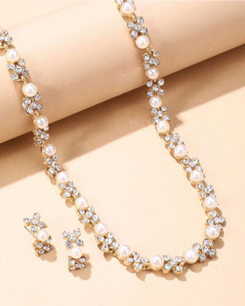 Women Pearl Studded Necklace & Earrings Set