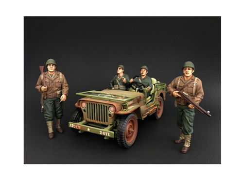 US Army WWII 4 Piece Figure Set For 1:18 Scale Models by American