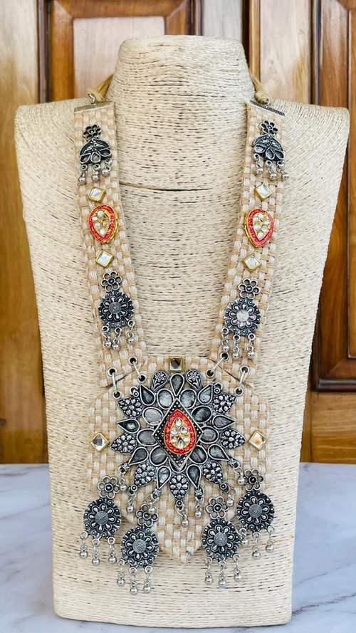 Silver-Plated Drop Kundan & Ghungroo Oxidised Necklace