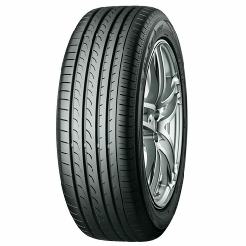 Off-road Tyre Yokohama BLUEARTH RV-02 235/60WR18
