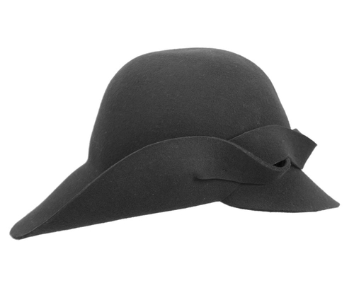 Exclusive wide brim black felt hat