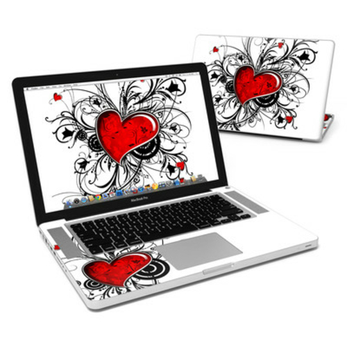 DecalGirl MBP15-MYHEART DecalGirl MacBook Pro 15in Skin - My Heart