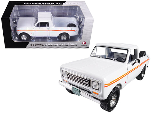 1979 International Scout Terra Pickup Truck White / Orange Spear 1/25