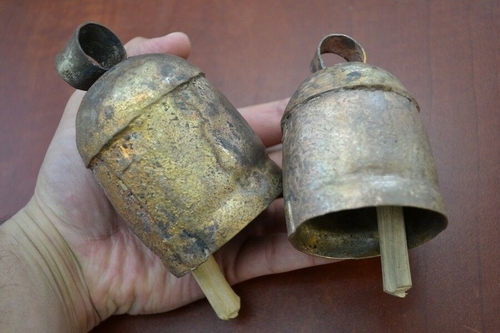 2 Pcs Handmade Rusty Iron Metal Bells.