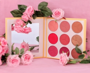 Sakura Petal Radiant Velvet Blush Palette