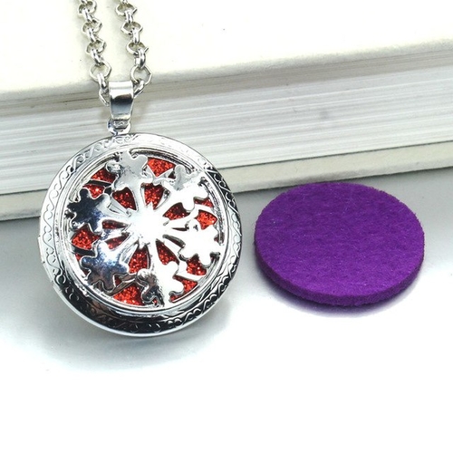 Snowflake Aroma Diffuser Open Antique Lockets